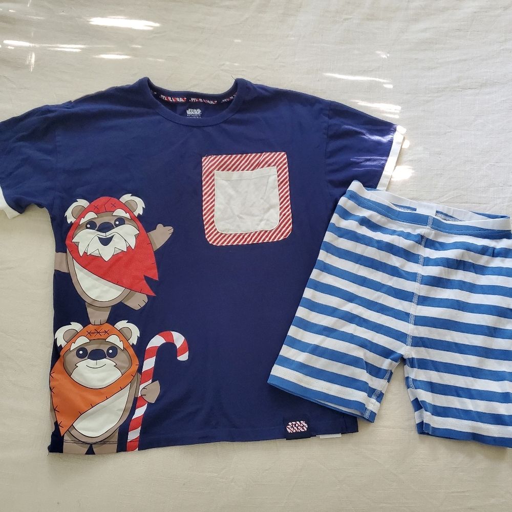 Star Wars tee and Hanna Andersson shorts kids 10